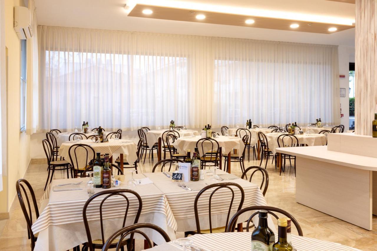 Hotel Giordo Rimini Exteriér fotografie